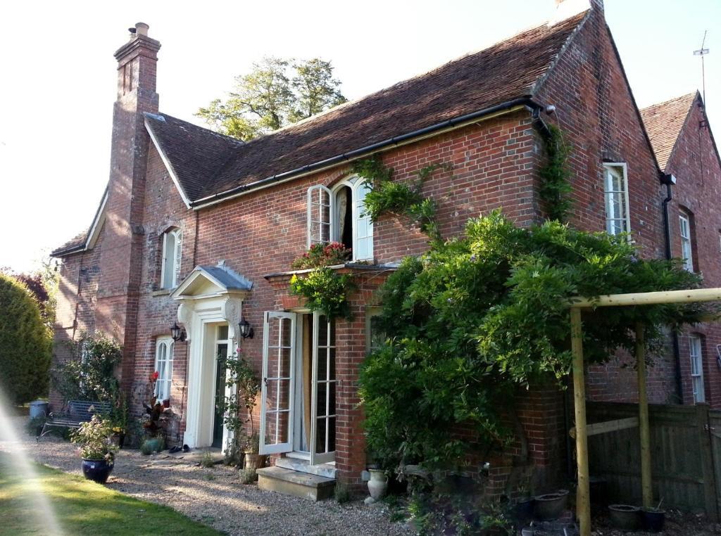 Lee Manor Hotel รอมซีย์ ภายนอก รูปภาพ